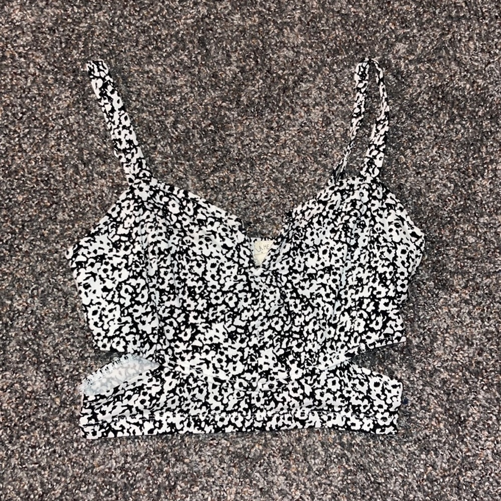 Adorable, size small crop top